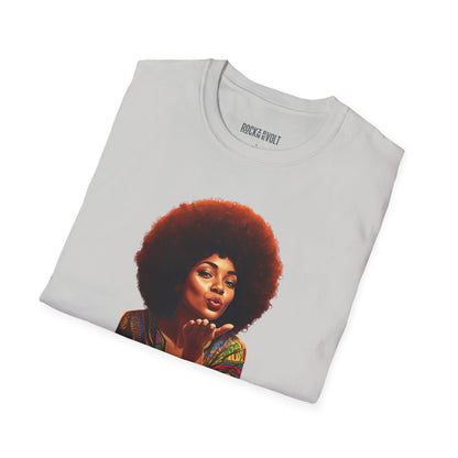 This Queen is Love, Vintage Rockin Revolt Unisex T-Shirt - This Queen is Love
