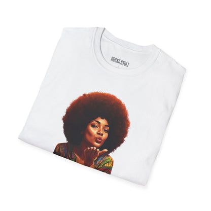 This Queen is Love, Vintage Rockin Revolt Unisex T-Shirt - This Queen is Love